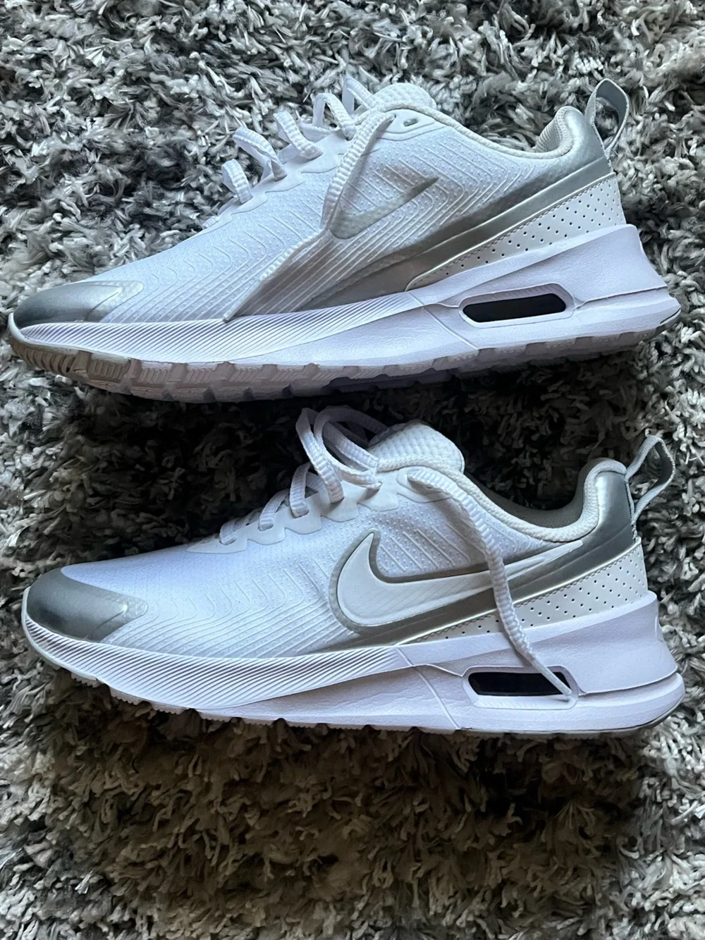 NWOT Nike Air Max